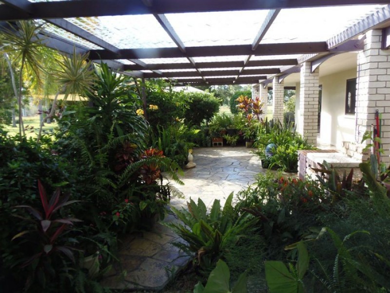 1 Theebine Road, Theebine QLD 4570