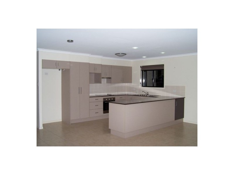 33 St Andrews Crescent, Gympie QLD 4570