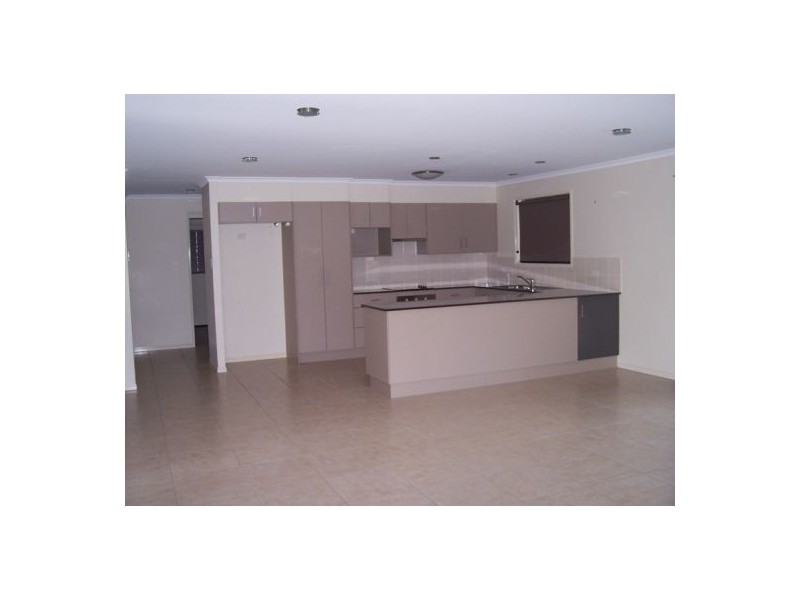 33 St Andrews Crescent, Gympie QLD 4570