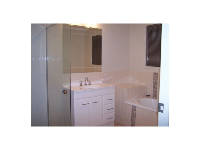 33 St Andrews Crescent, Gympie QLD 4570