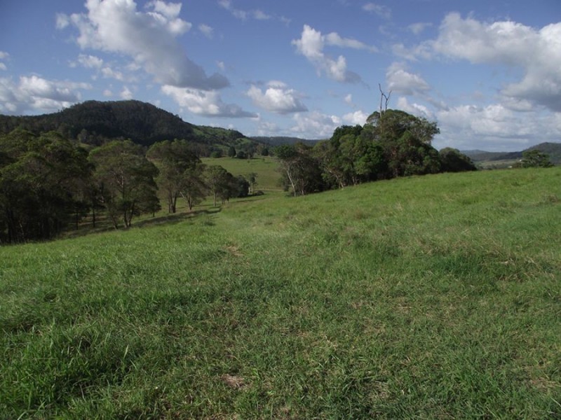 Glastonbury QLD 4570