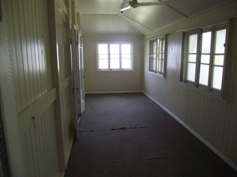 25 Barnes Street, Goomeri QLD 4601