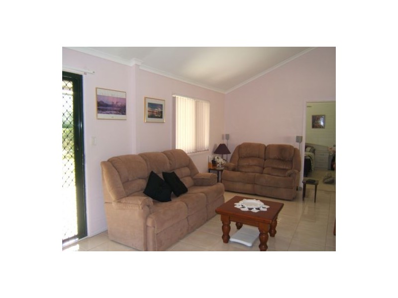 4 Jamie Avenue, Curra QLD 4570