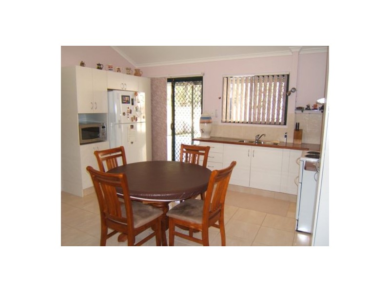 4 Jamie Avenue, Curra QLD 4570