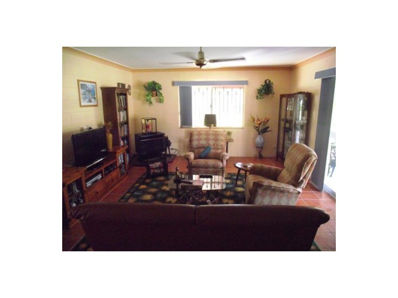 Curra QLD 4570