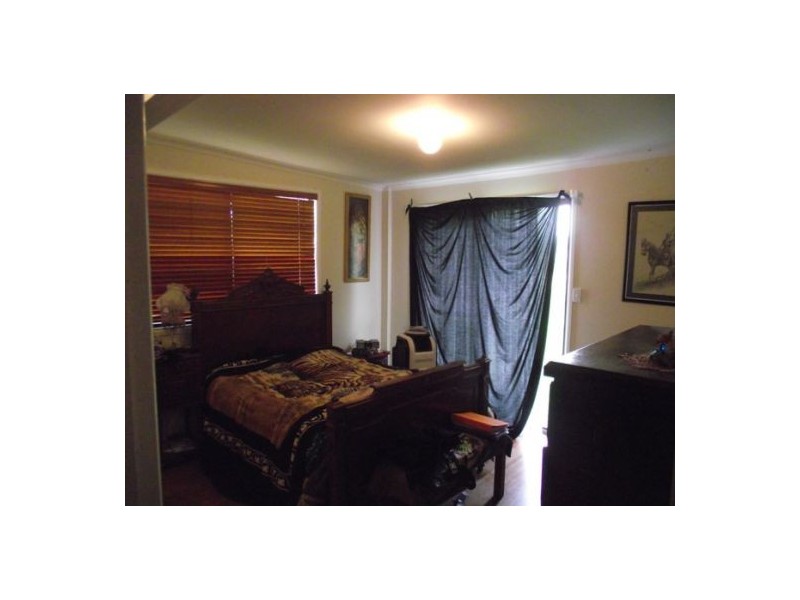 Goomboorian QLD 4570