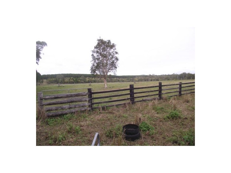 Goomboorian QLD 4570