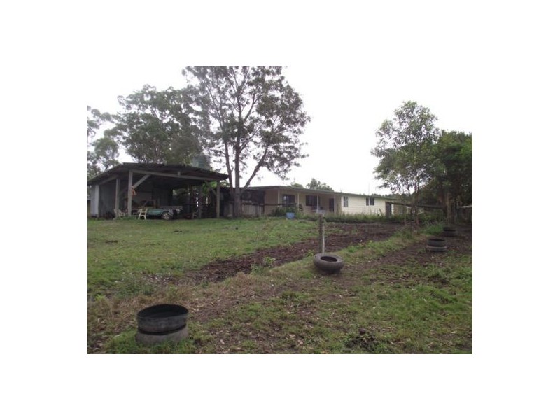 Goomboorian QLD 4570