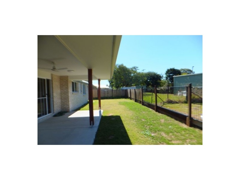 20 Directors Circuit, Jones Hill QLD 4570