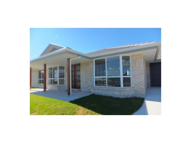 20 Directors Circuit, Jones Hill QLD 4570