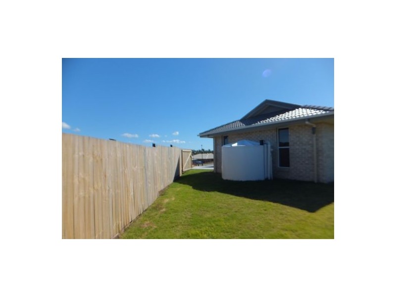 20 Directors Circuit, Jones Hill QLD 4570