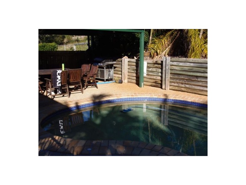 East Deep Creek QLD 4570