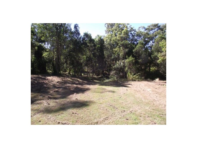 14 Percival Road, Chatsworth QLD 4570