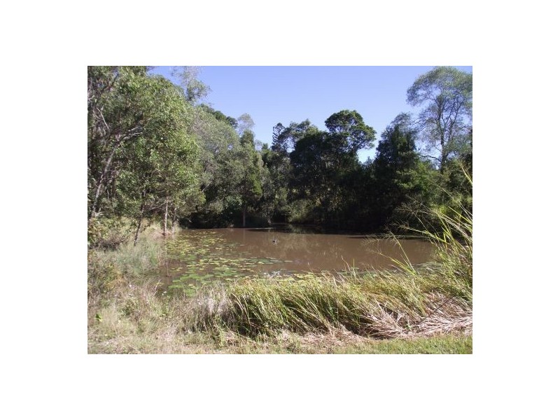 14 Percival Road, Chatsworth QLD 4570