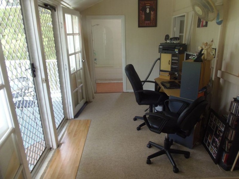 30 Bligh Street, Kilkivan QLD 4600