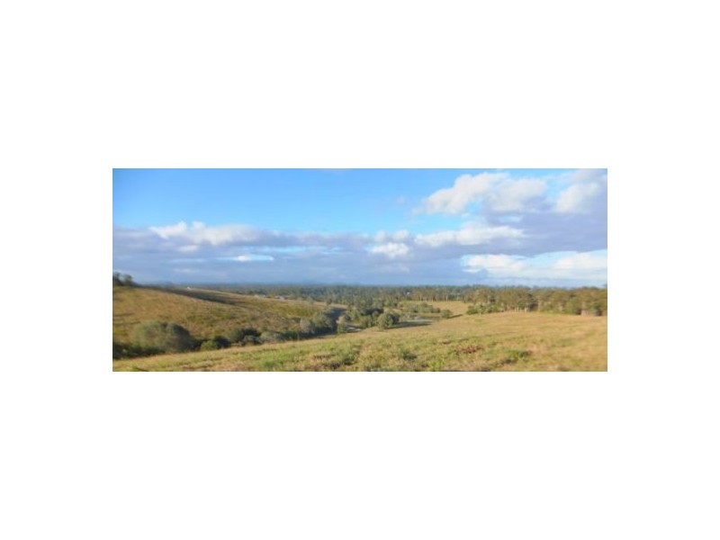 192 Percival Road, Chatsworth QLD 4570