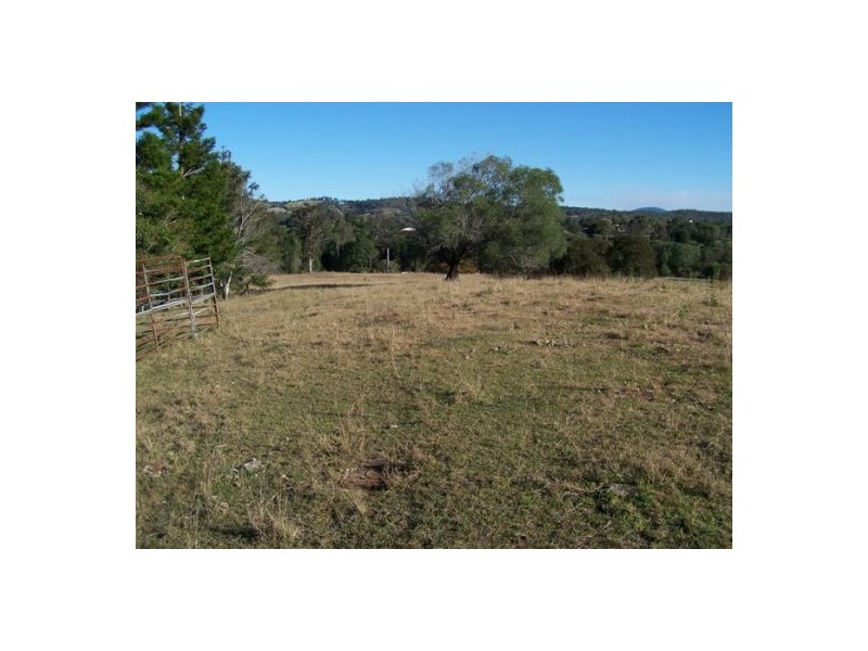 L1 Horton Road, Chatsworth QLD 4570
