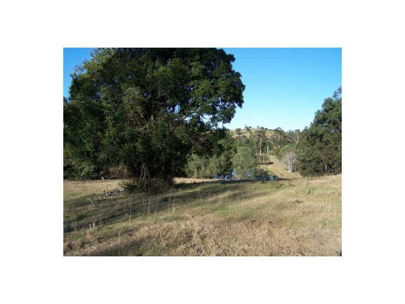 L1 Horton Road, Chatsworth QLD 4570