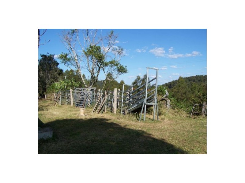 Veteran QLD 4570
