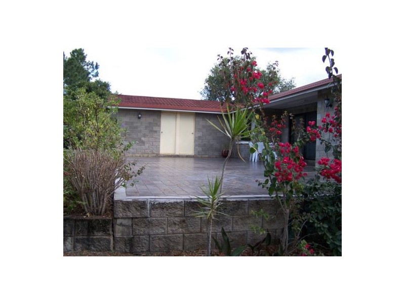 5 Moreland Road, Southside QLD 4570