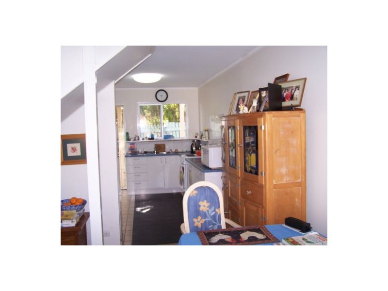 Unit 2/11 Double Island Drive, Rainbow Beach QLD 4581