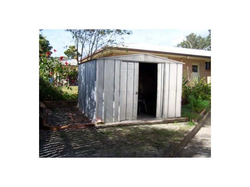 Unit 2/11 Double Island Drive, Rainbow Beach QLD 4581