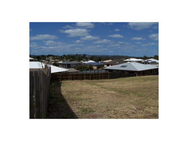 10 Moreton Court, Southside QLD 4570
