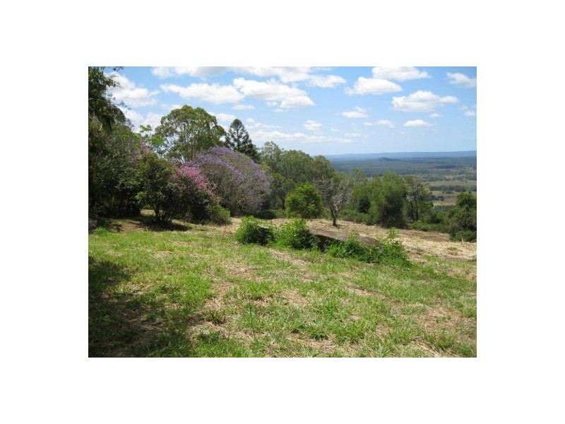 335 Stewart Road, Coondoo QLD 4570