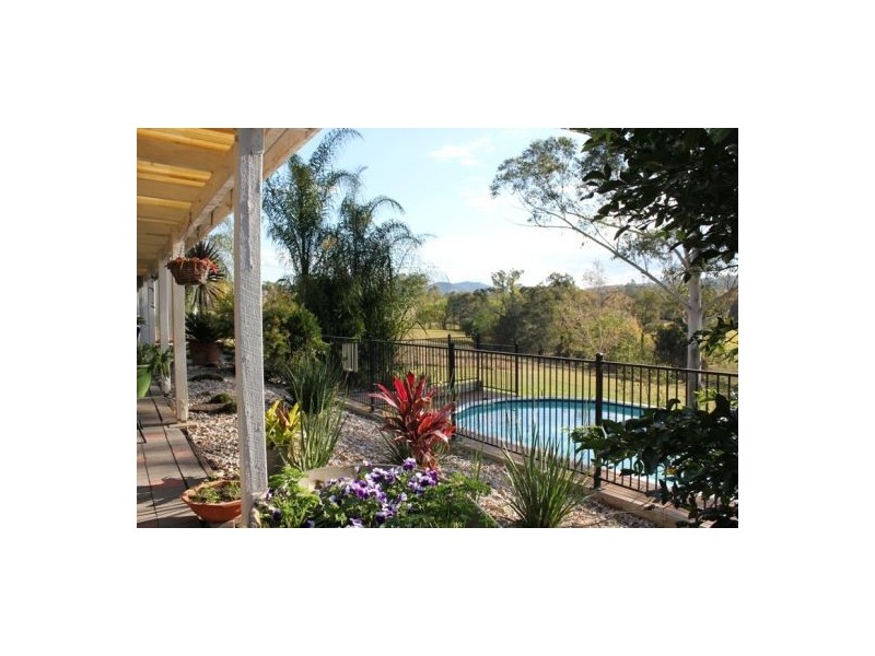 19 Jeremy Road, Southside QLD 4570