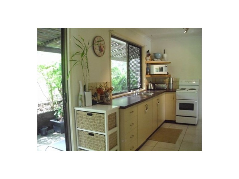 19 Jeremy Road, Southside QLD 4570