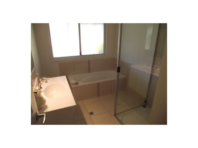 168 Arbortwenty-seven Road, Glenwood QLD 4570