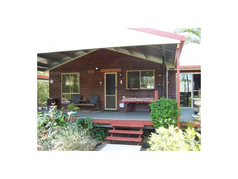 136 Boyle Road, The Palms QLD 4570