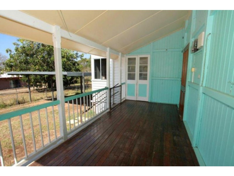 15 Bridge Street, Kilkivan QLD 4600