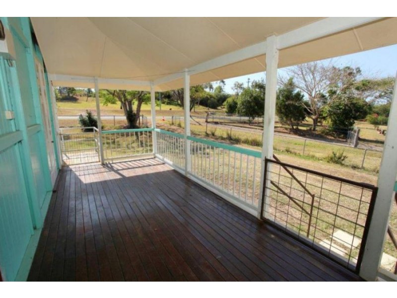 15 Bridge Street, Kilkivan QLD 4600