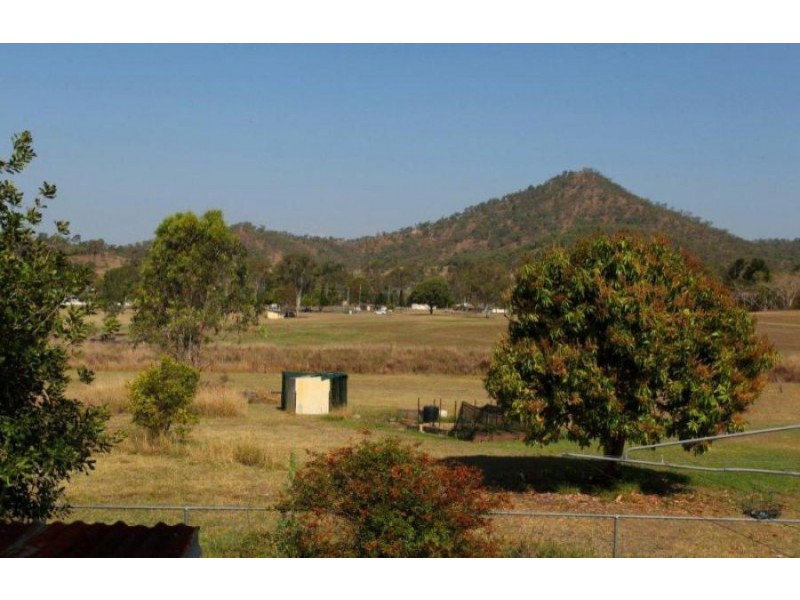 15 Bridge Street, Kilkivan QLD 4600