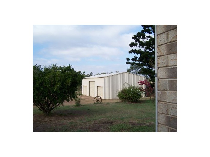 12 Kilkivan-tansey Road, Kilkivan QLD 4600