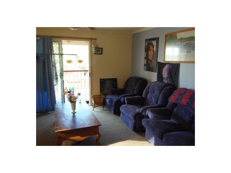 3 Bethany Lane, Monkland QLD 4570