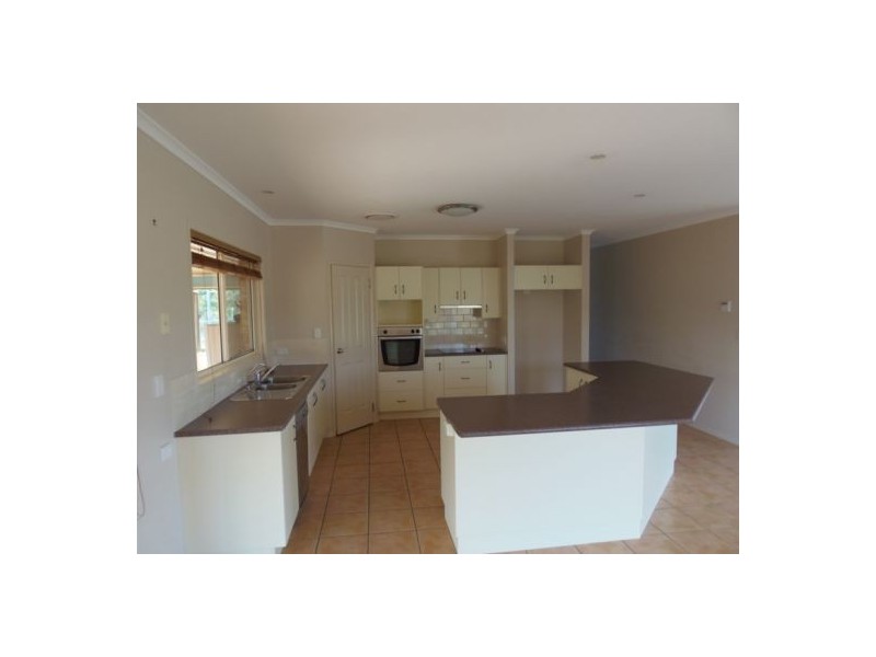 59 Lorikeet Drive, Gympie QLD 4570