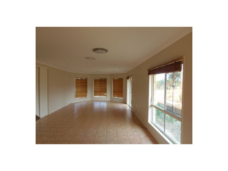 59 Lorikeet Drive, Gympie QLD 4570