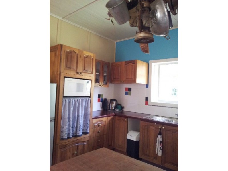 6 Cave St, Kilkivan QLD 4600