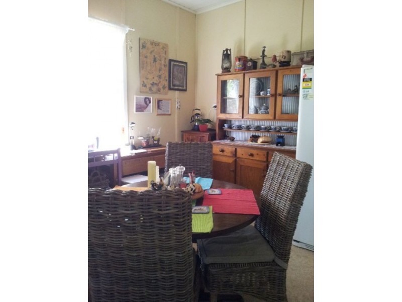 6 Cave St, Kilkivan QLD 4600