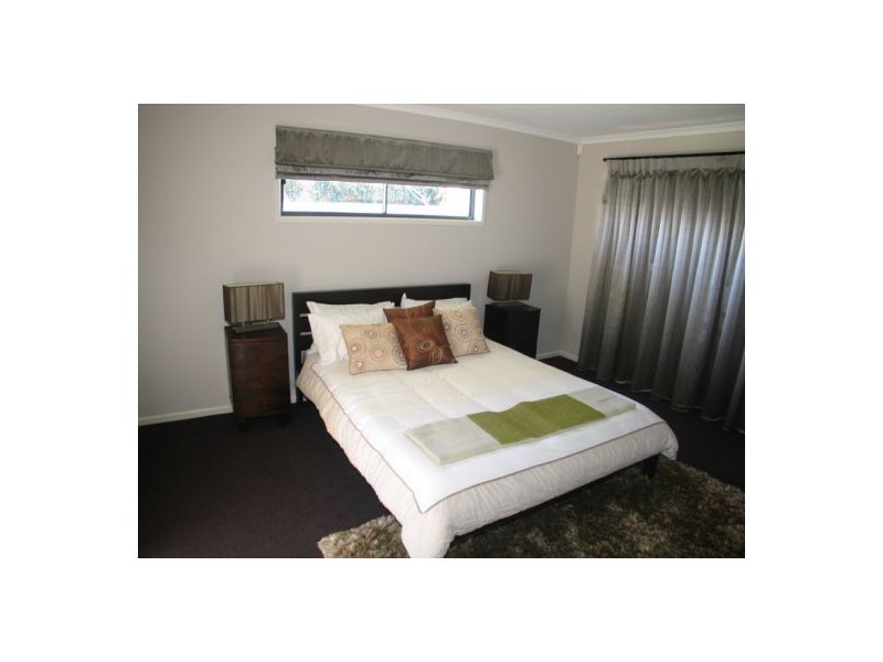 20 Woodland Drive, Southside QLD 4570