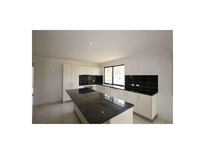 5 Green Drive, Gunalda QLD 4570