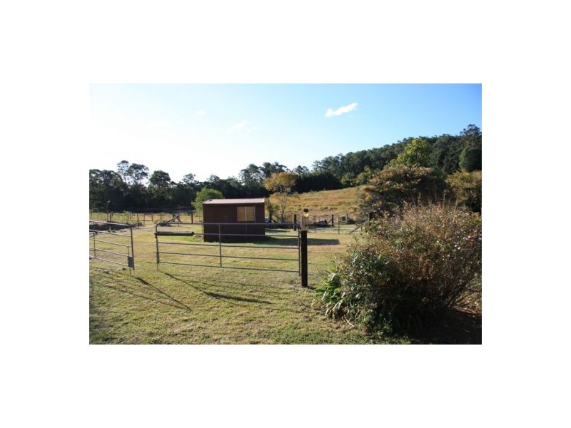 Bells Bridge QLD 4570