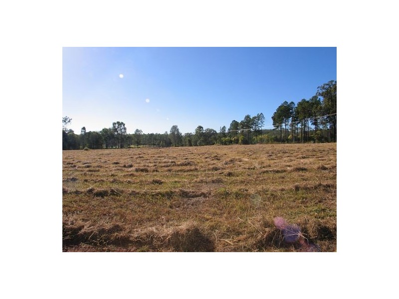 Glenwood QLD 4570