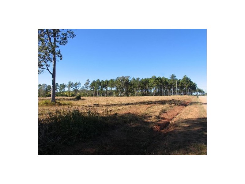 Glenwood QLD 4570