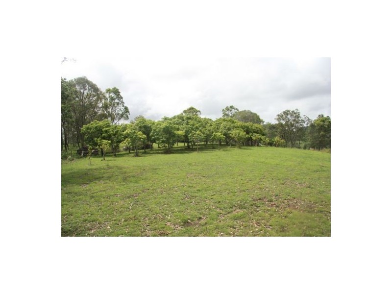 73 Burgess Road, Calico Creek QLD 4570