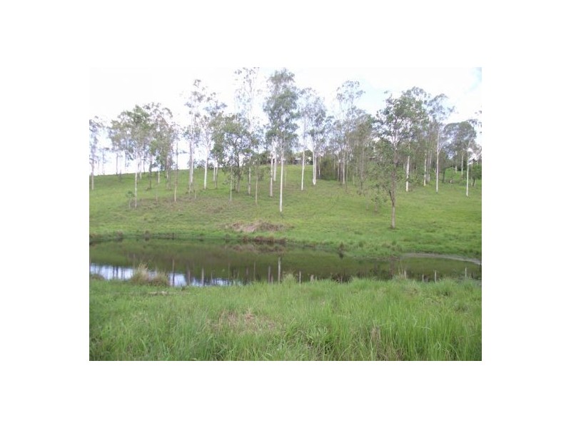 106 Robert Road, Chatsworth QLD 4570