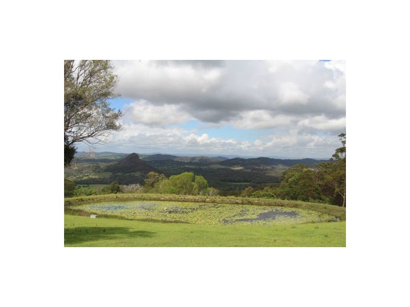 303 Tablelands Road, Cooran QLD 4569