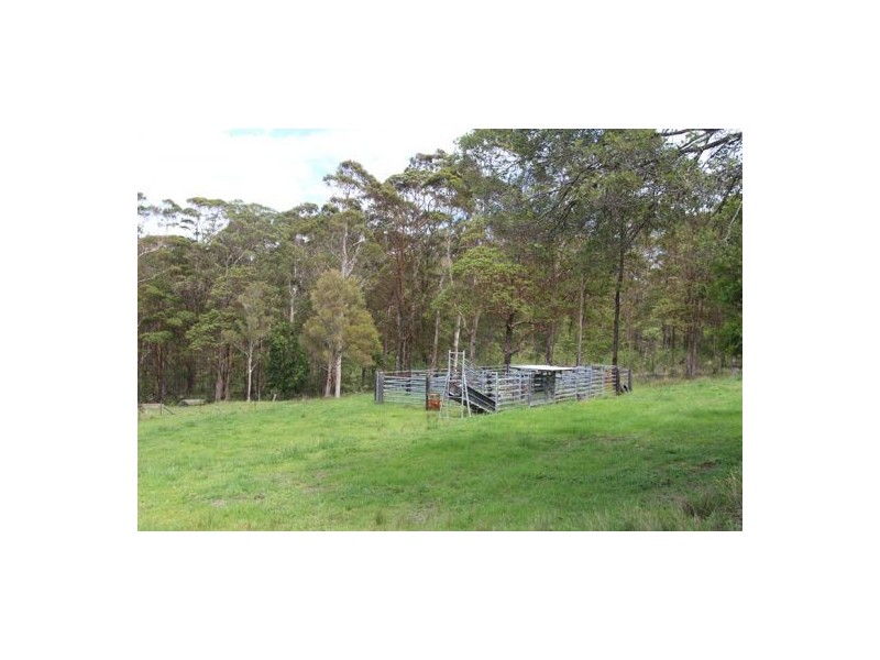 303 Tablelands Road, Cooran QLD 4569